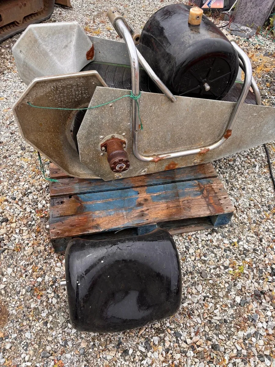 2 Drum Net Op and Shrimp Pots for Sale - Image 2
