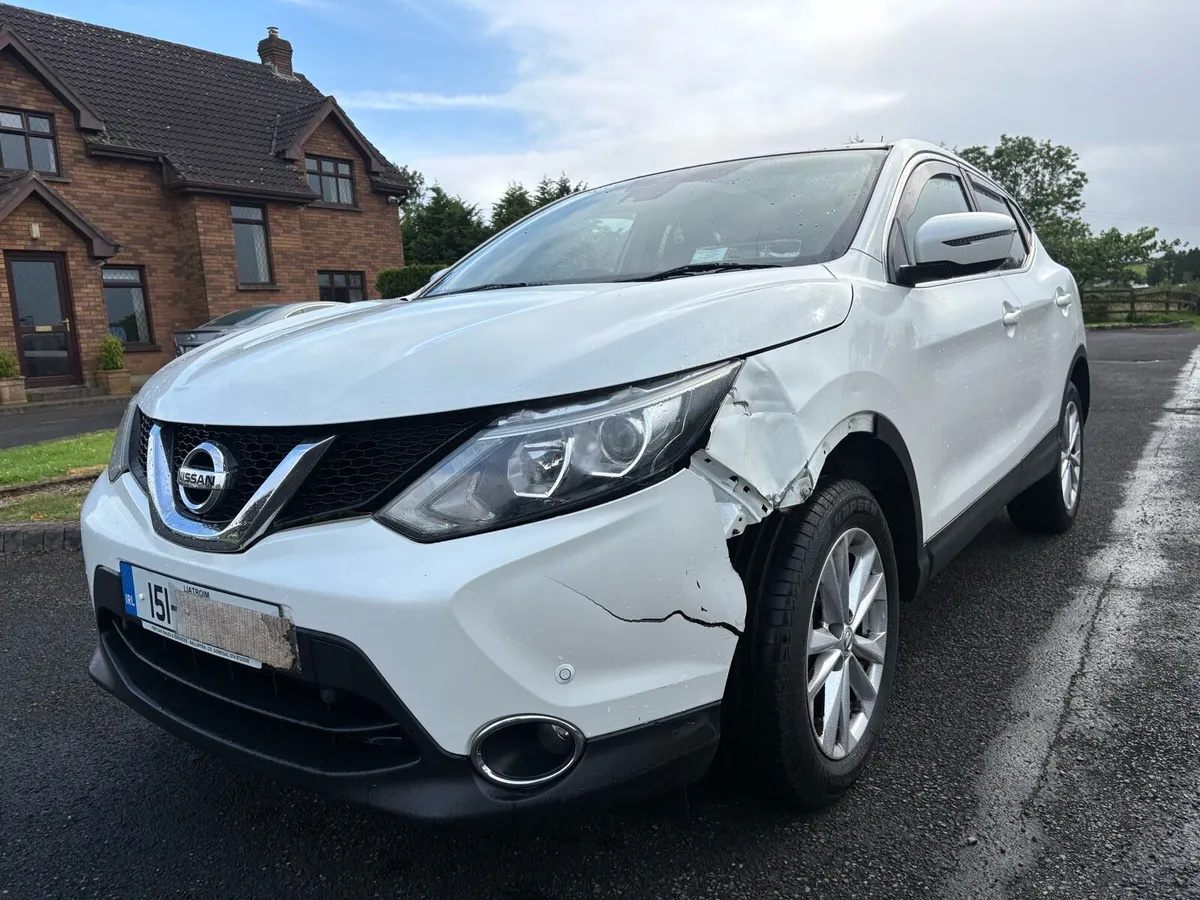 2015 Nissan Quaskai 1.5 Diesel,Driving - Image 3