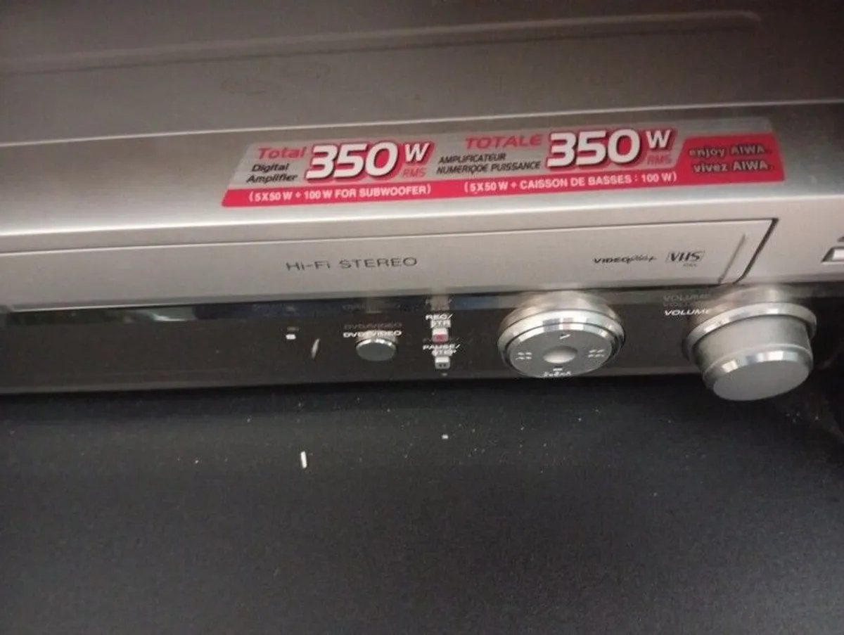 Aiwa dvd/cd/ vhs system - Image 2