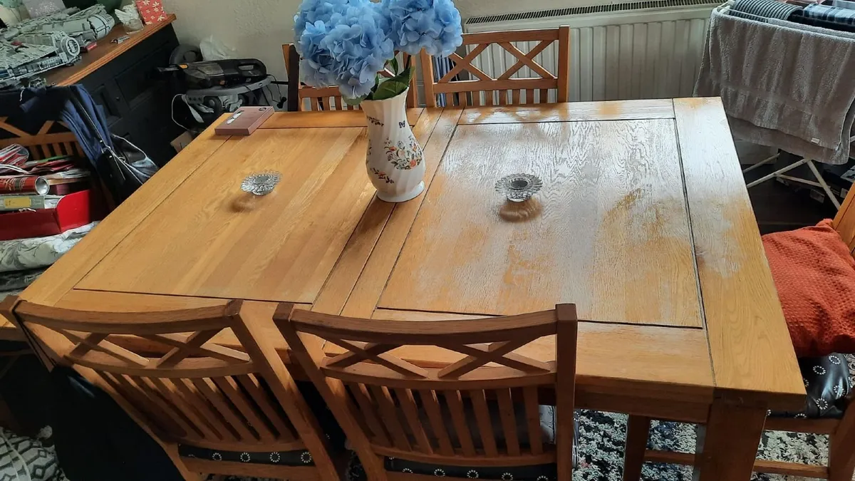 Dining table and chairs - Image 2
