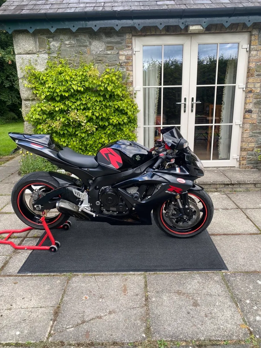 Suzuki Gsxr 600 - Image 1