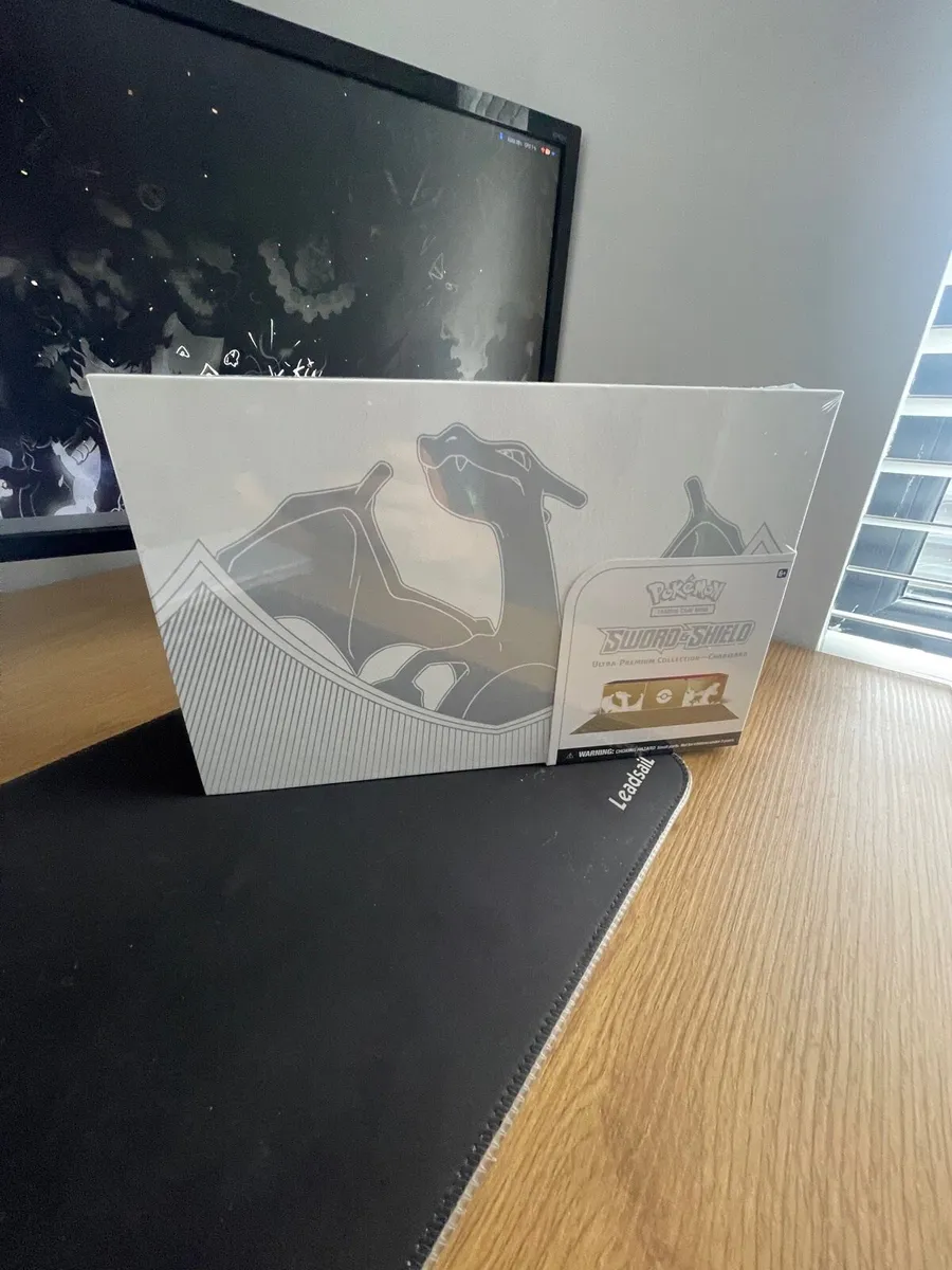 Sword & Shield Ultra Premium Collection Charizard - Image 1