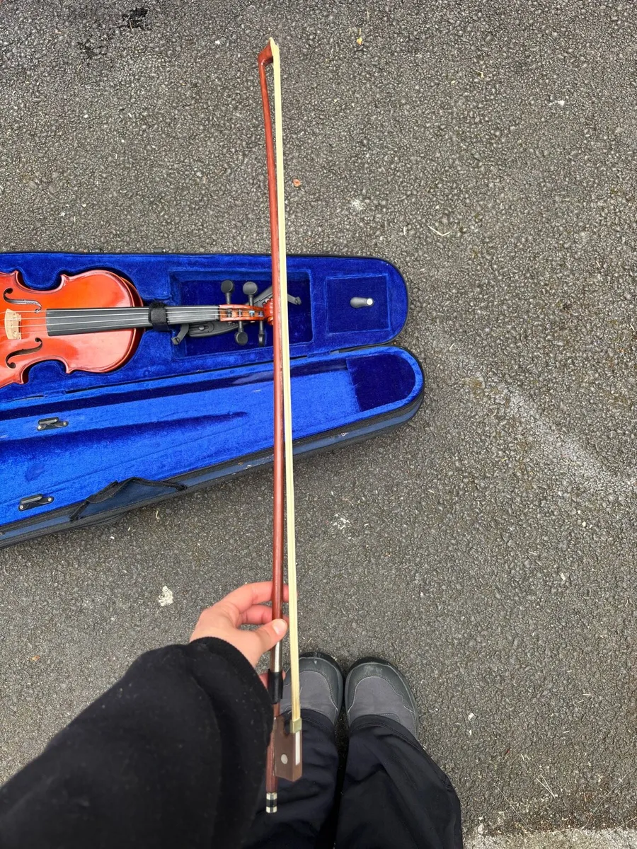 Leonardo 1/2 size Violin with Bow & Case - Image 4