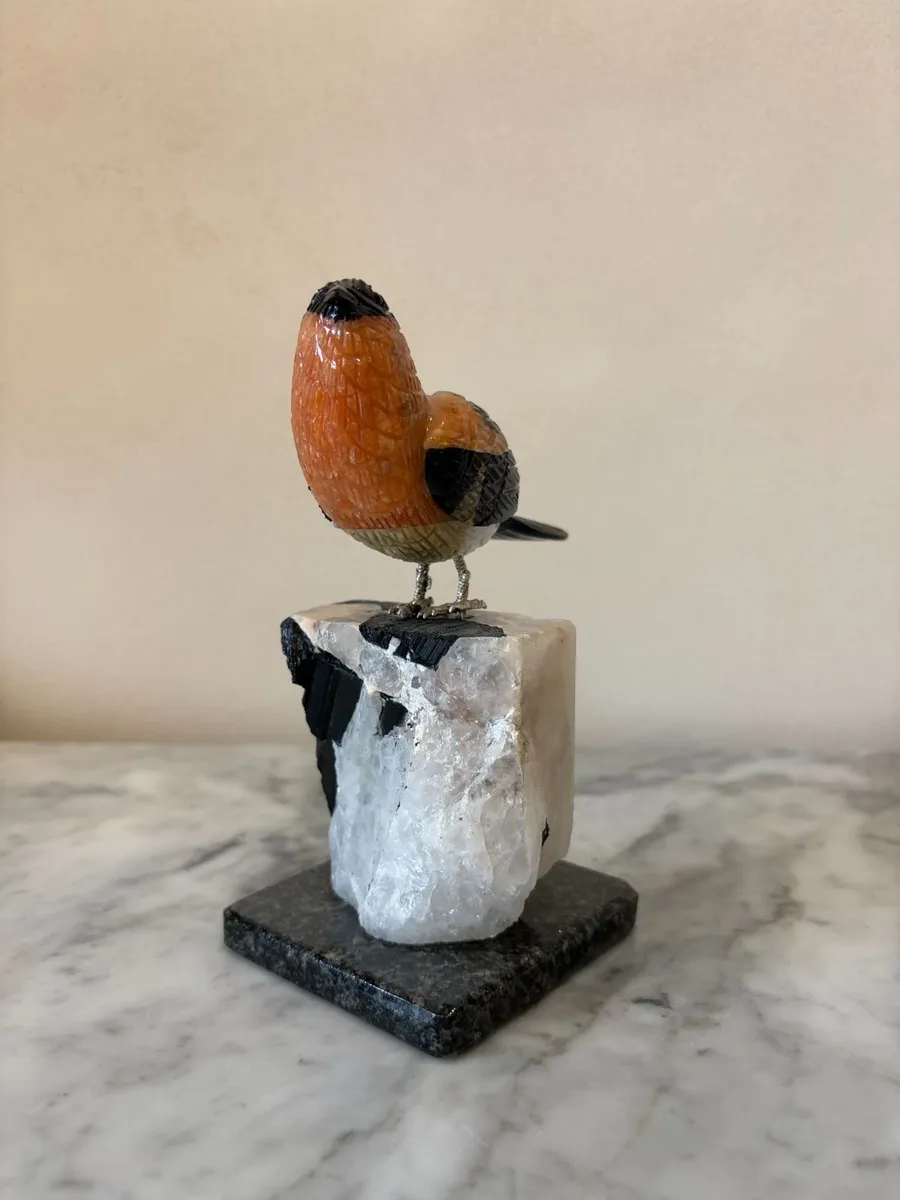 🐦 Hand-Carved Gemstone Bullfinch on Raw Quartz - Image 2