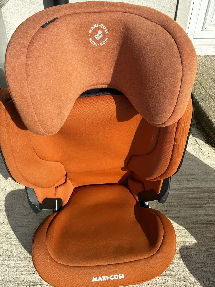 Maxi Cosi Car seats - Image 2