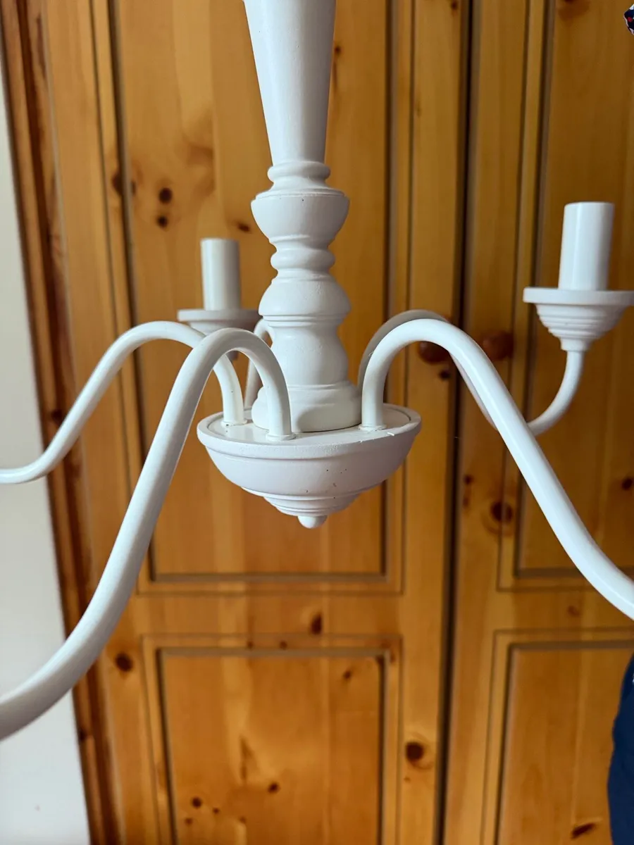 Laura Ashley Light - Image 4
