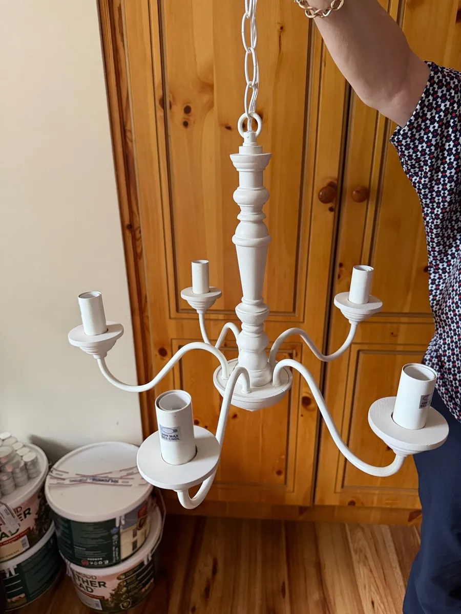 Laura Ashley Light - Image 3