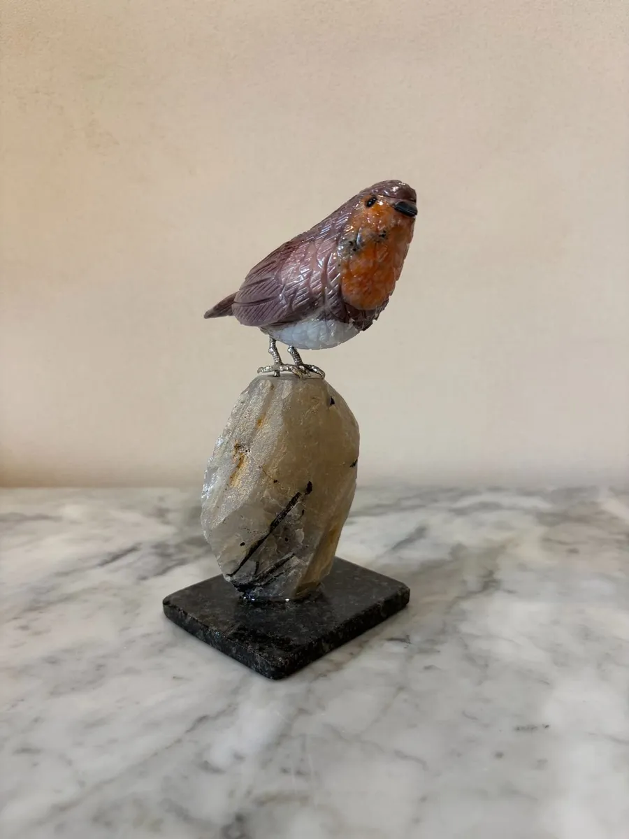 🐦 Hand-Carved Gemstone European Robin - Image 3