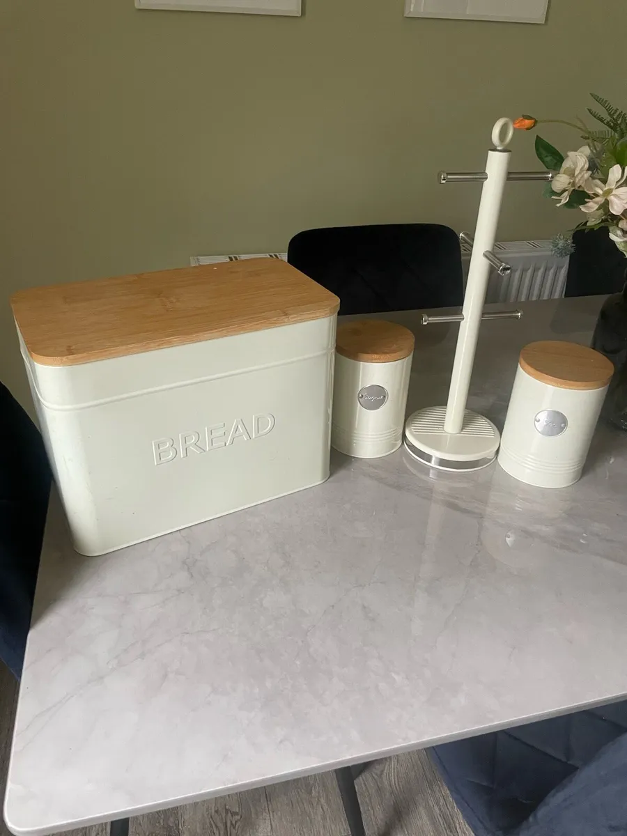 Bread bin,Tea and coffee jars and cup holder - Image 1
