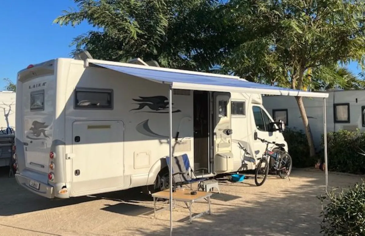 Motorhome - Image 2