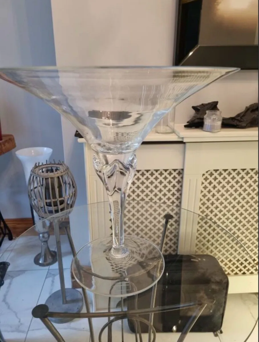 Kenneth Turner London Glass Bowl - Image 2