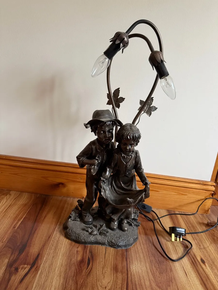 Figurine Lamp - Image 1