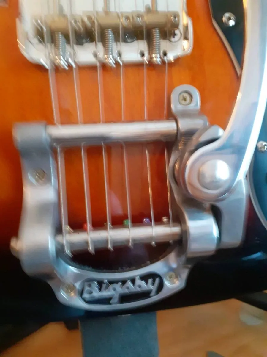 Guitars - Image 2