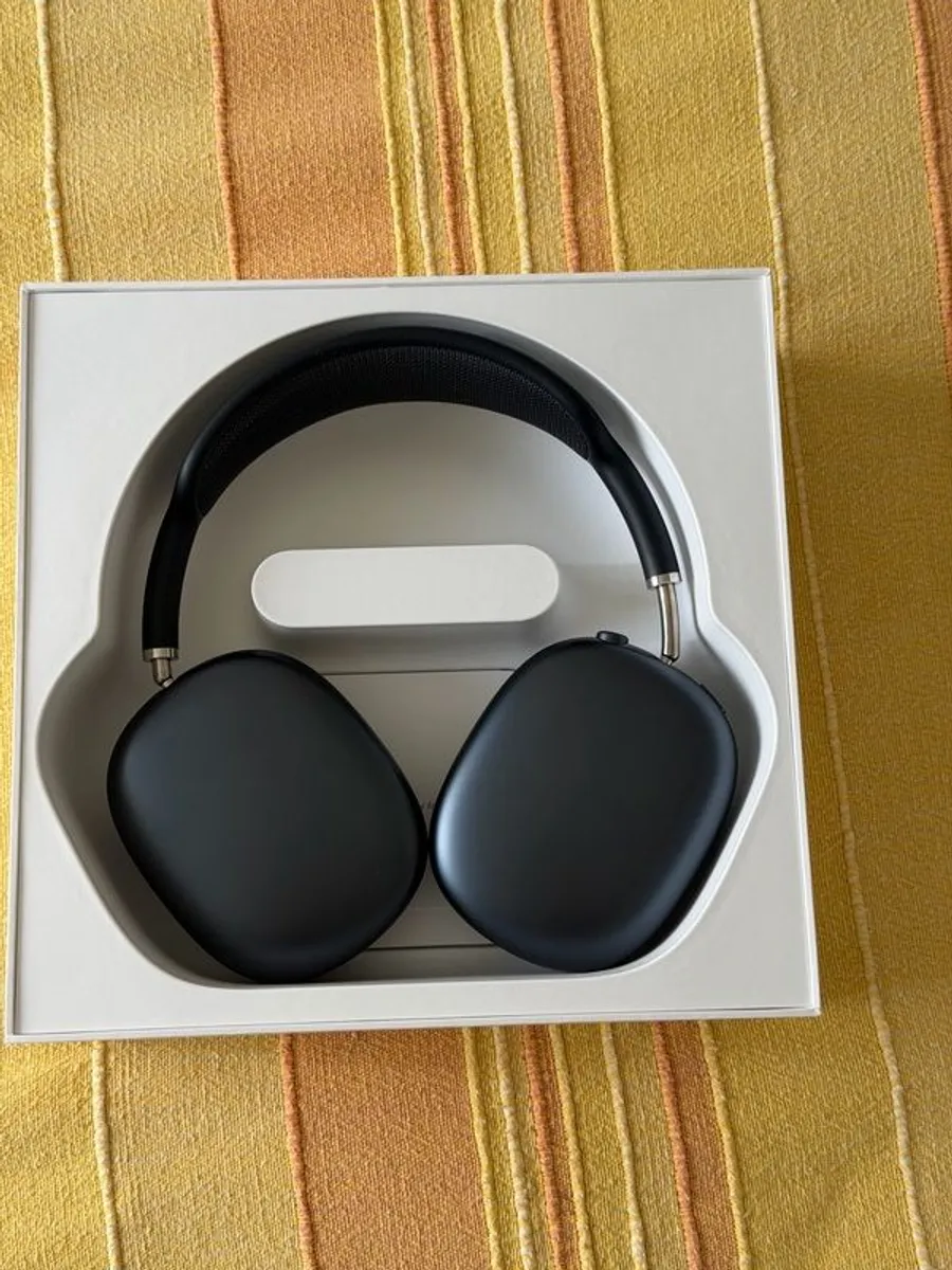 AirPods Max usb c - Image 1
