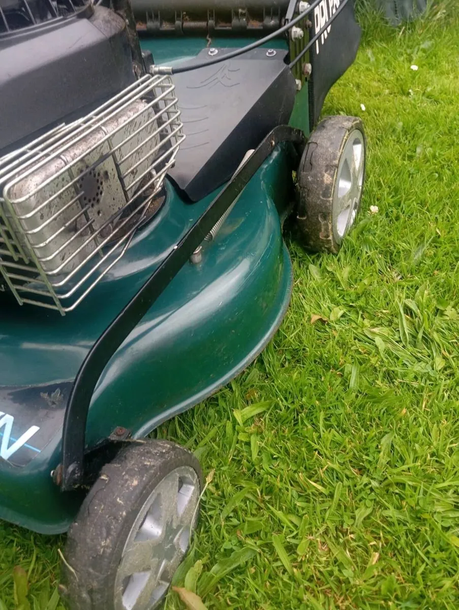 Prolawn self-drive lawnmower - Image 3