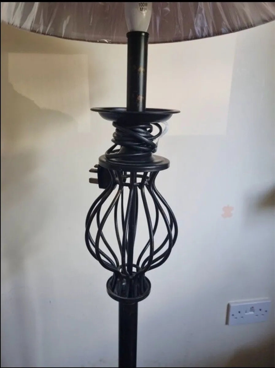 Floor Lamp - Image 4