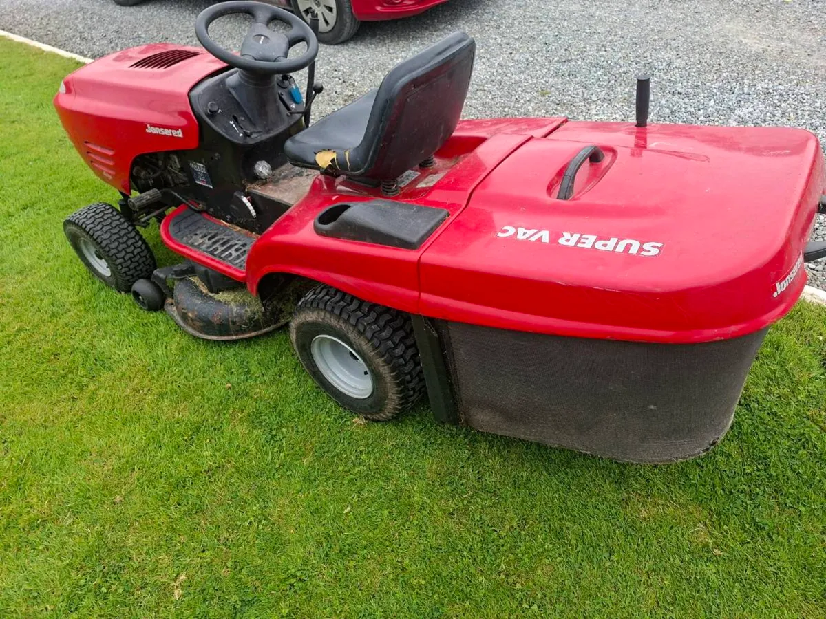 Jonsered Ride-on Lawnmower - Image 3
