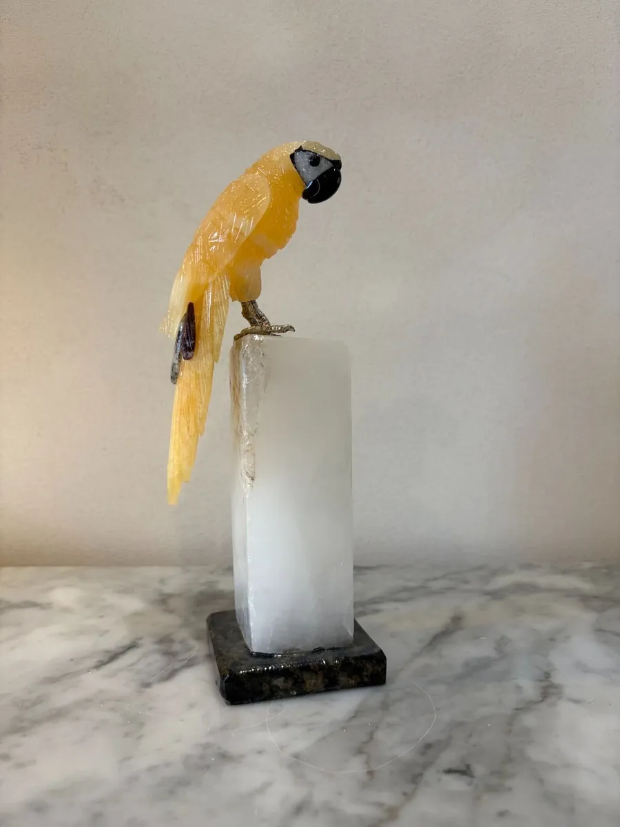🐦 Large Hand-Carved Honey Calcite Parrot - Image 3