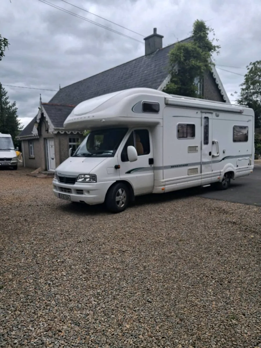5/6 berth fiat Ducato/Bessacar/A class motorhome - Image 2