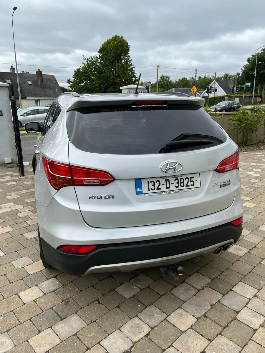 Hyundai Sante Fe - Image 2
