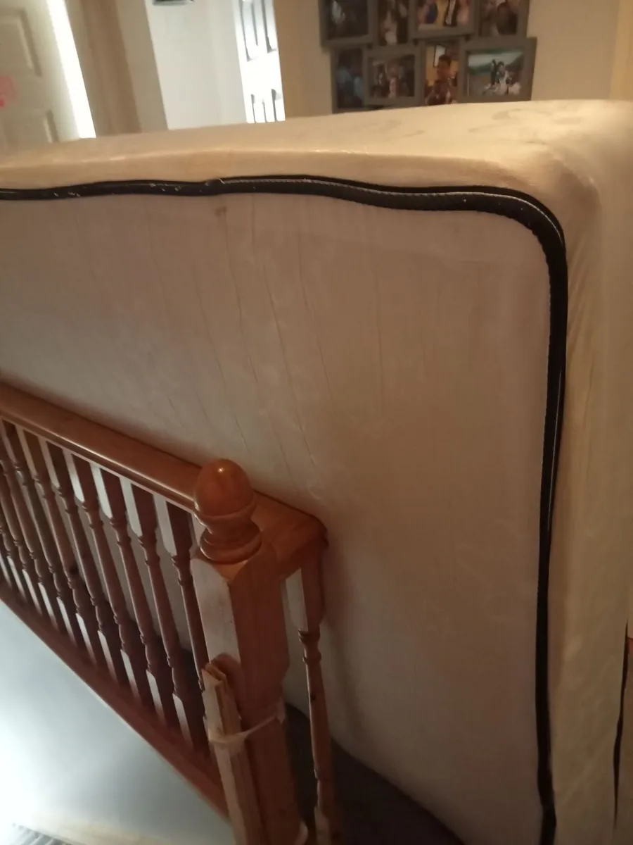 King Mattress free - Image 1