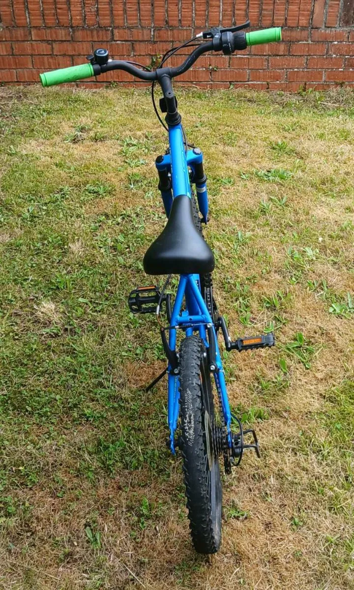 20" Boys Bike For Sale - Excellent Condition - Image 4