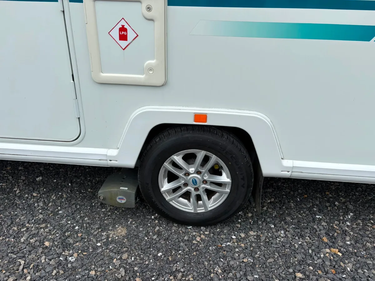 Bailey pursuit 440 / 4 berth caravan - Image 4