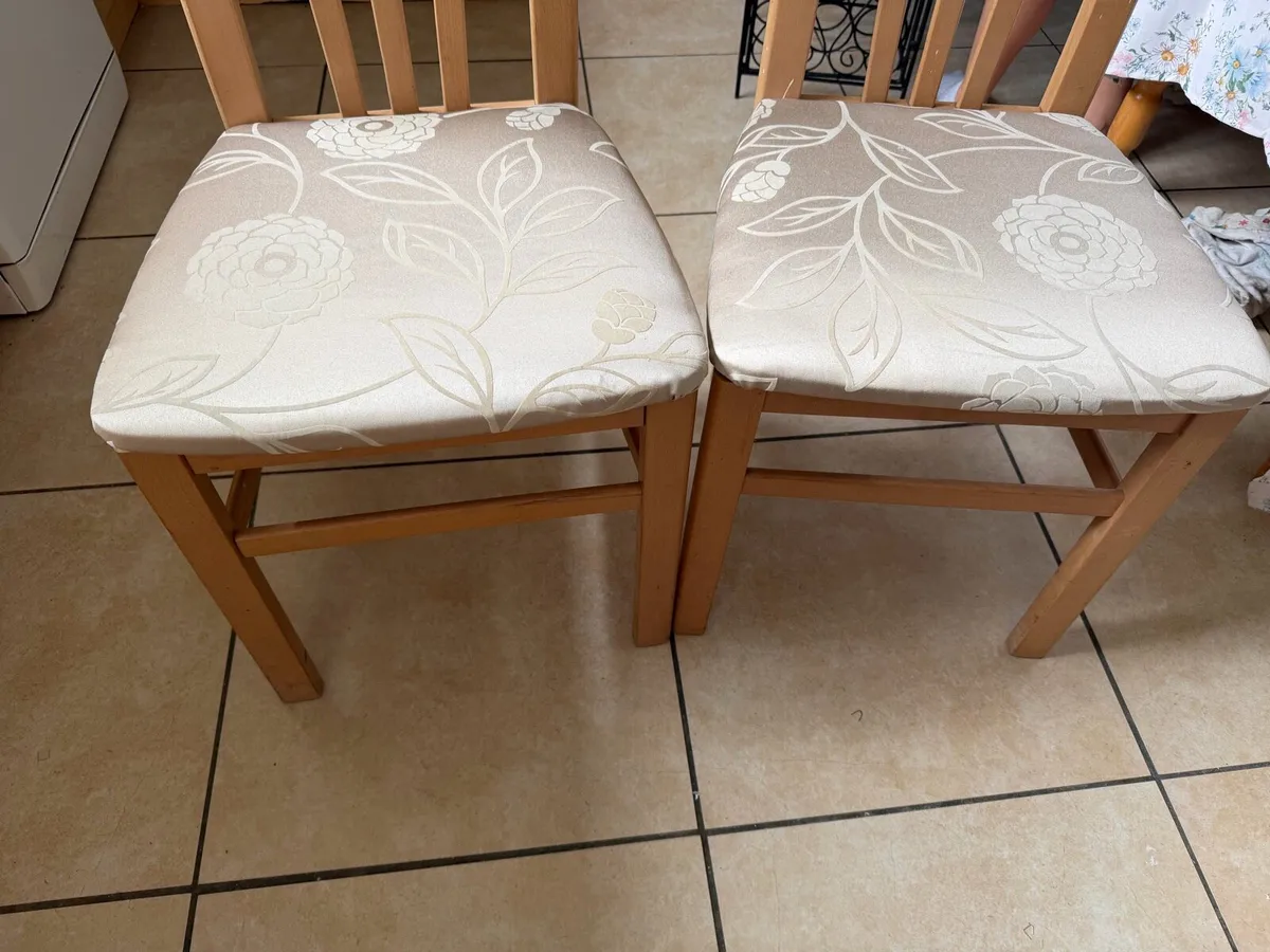2 dining chairs - Image 2