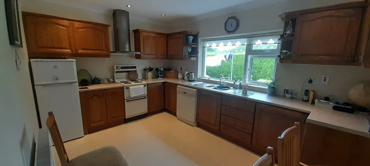 Kitchen - Solid Oak - Image 2