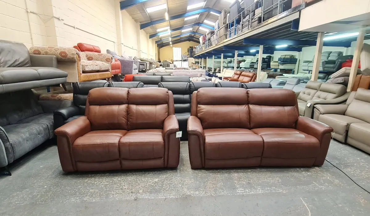 La-z-boy brown leather 3+2 seater sofas - Image 1