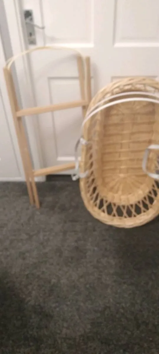 Baby moses basket - Image 3