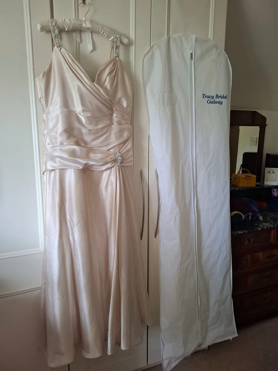 Wedding dress - Image 4
