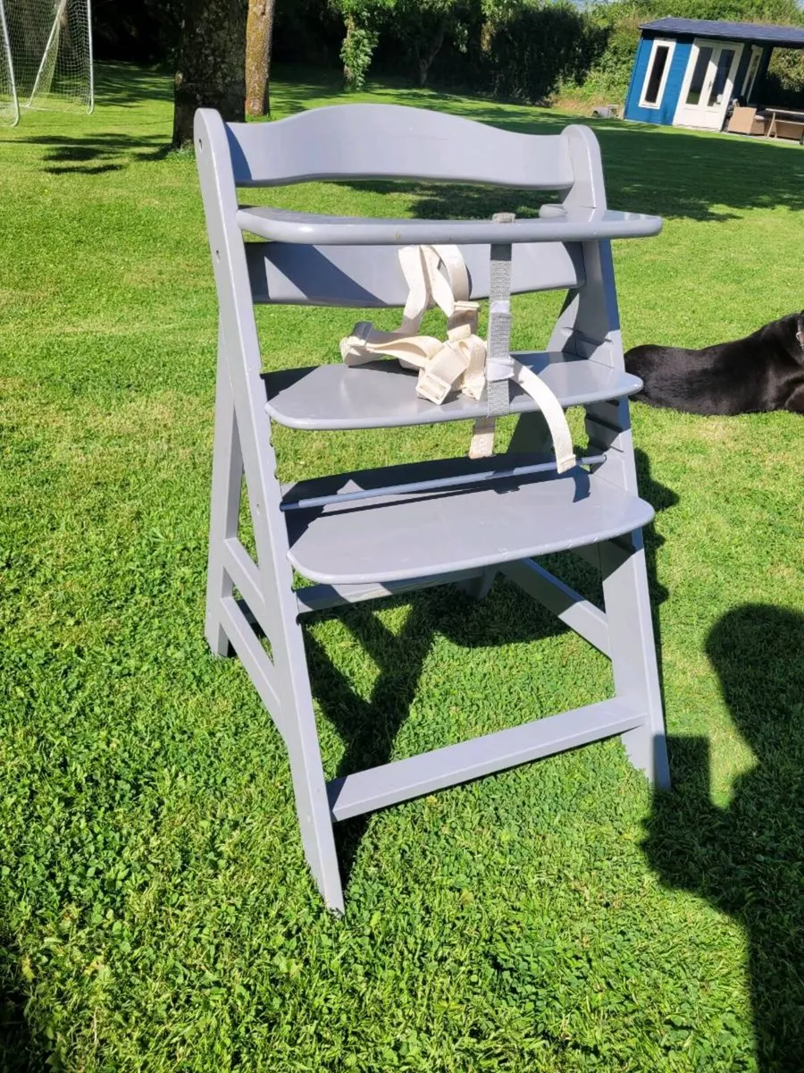 High chair - Image 2