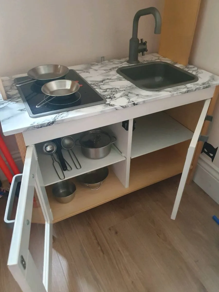Kids toy kitchen - Image 4