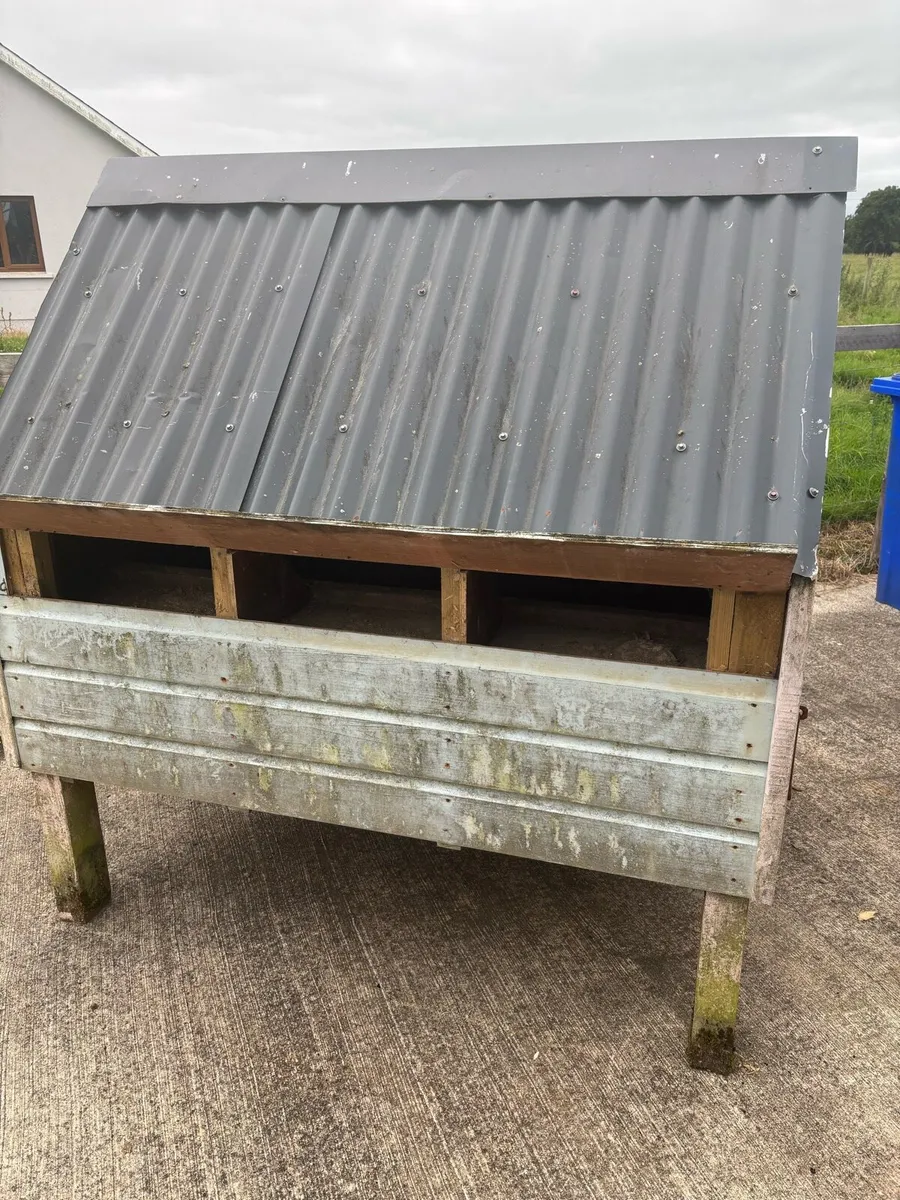 Chicken coop - Image 2