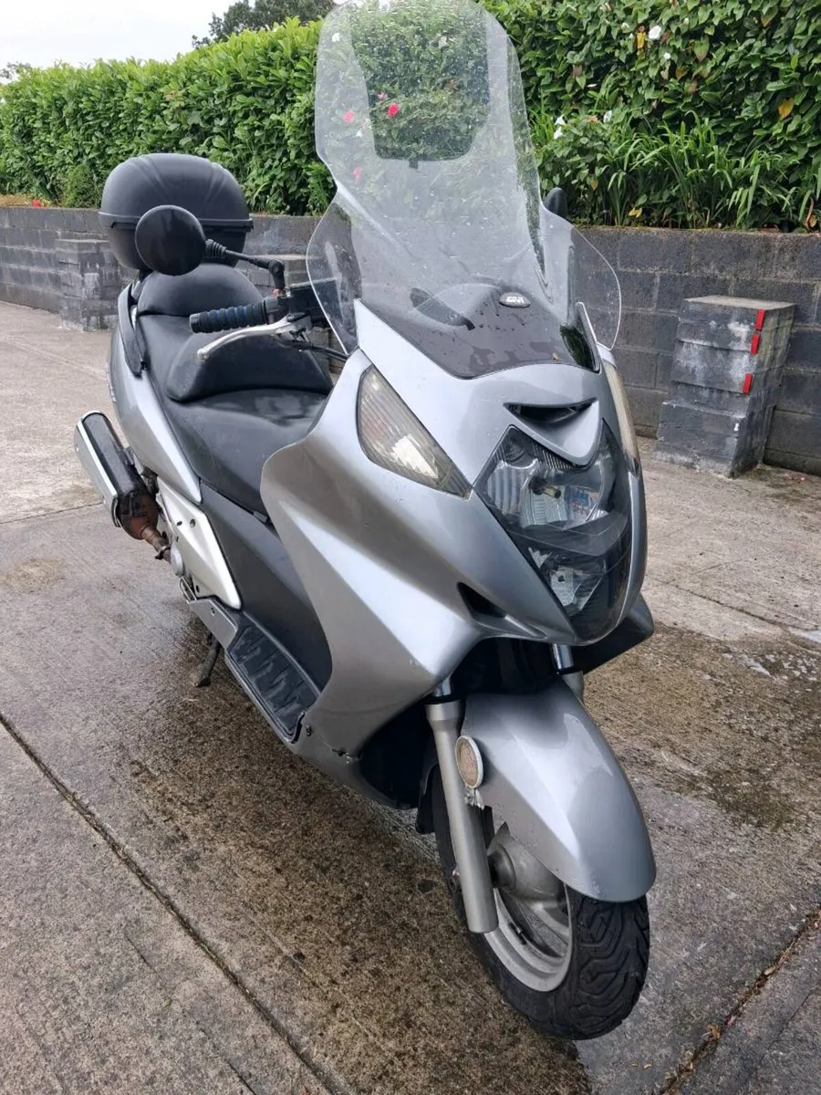 Motorbike - Image 2