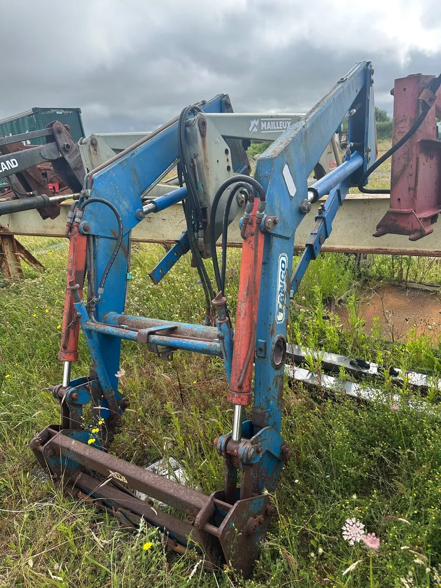 Tanco 858 Loader to suit Ursus tractor - Image 3