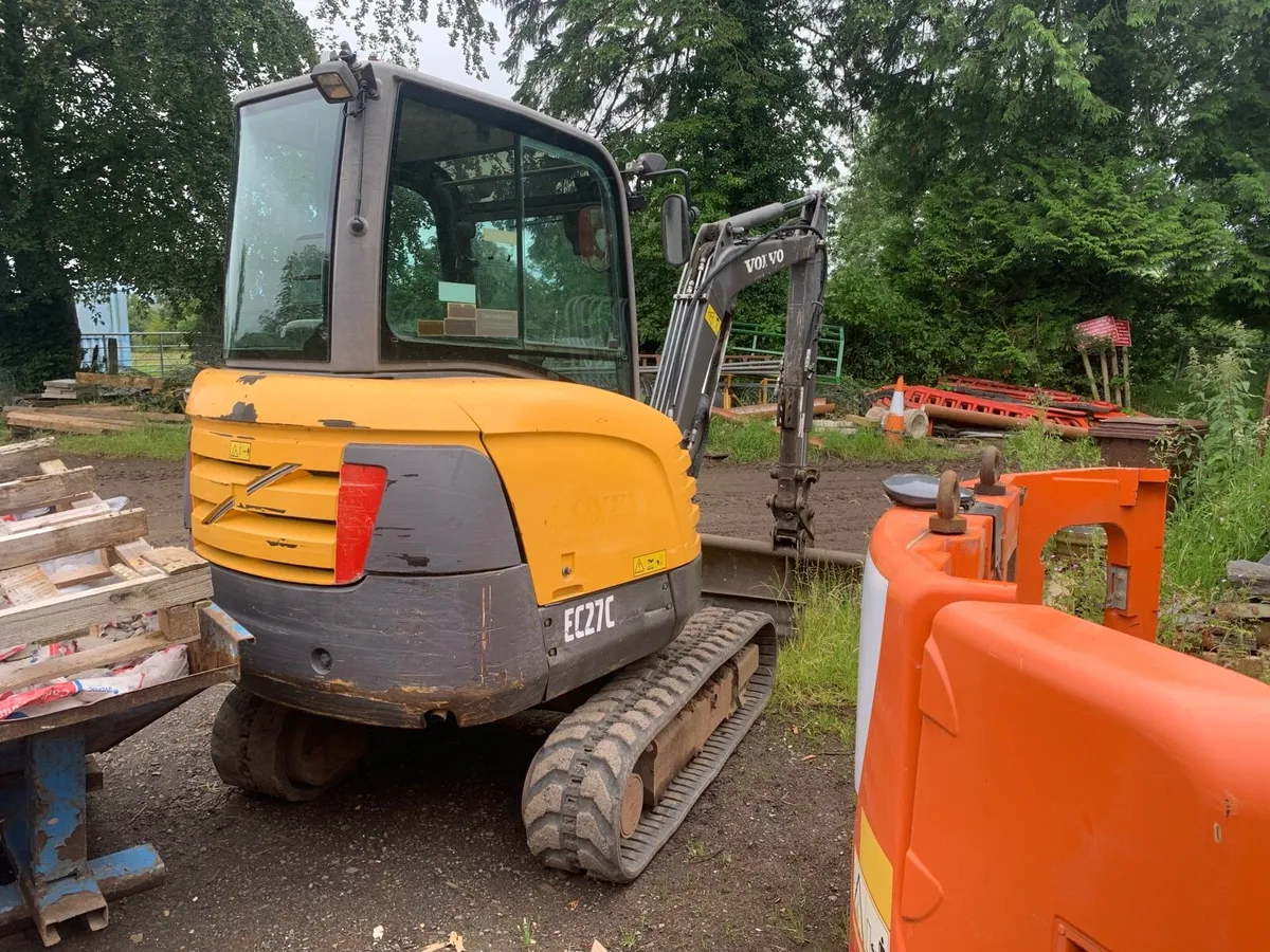 2018 Volvo ECR27 C - Image 2