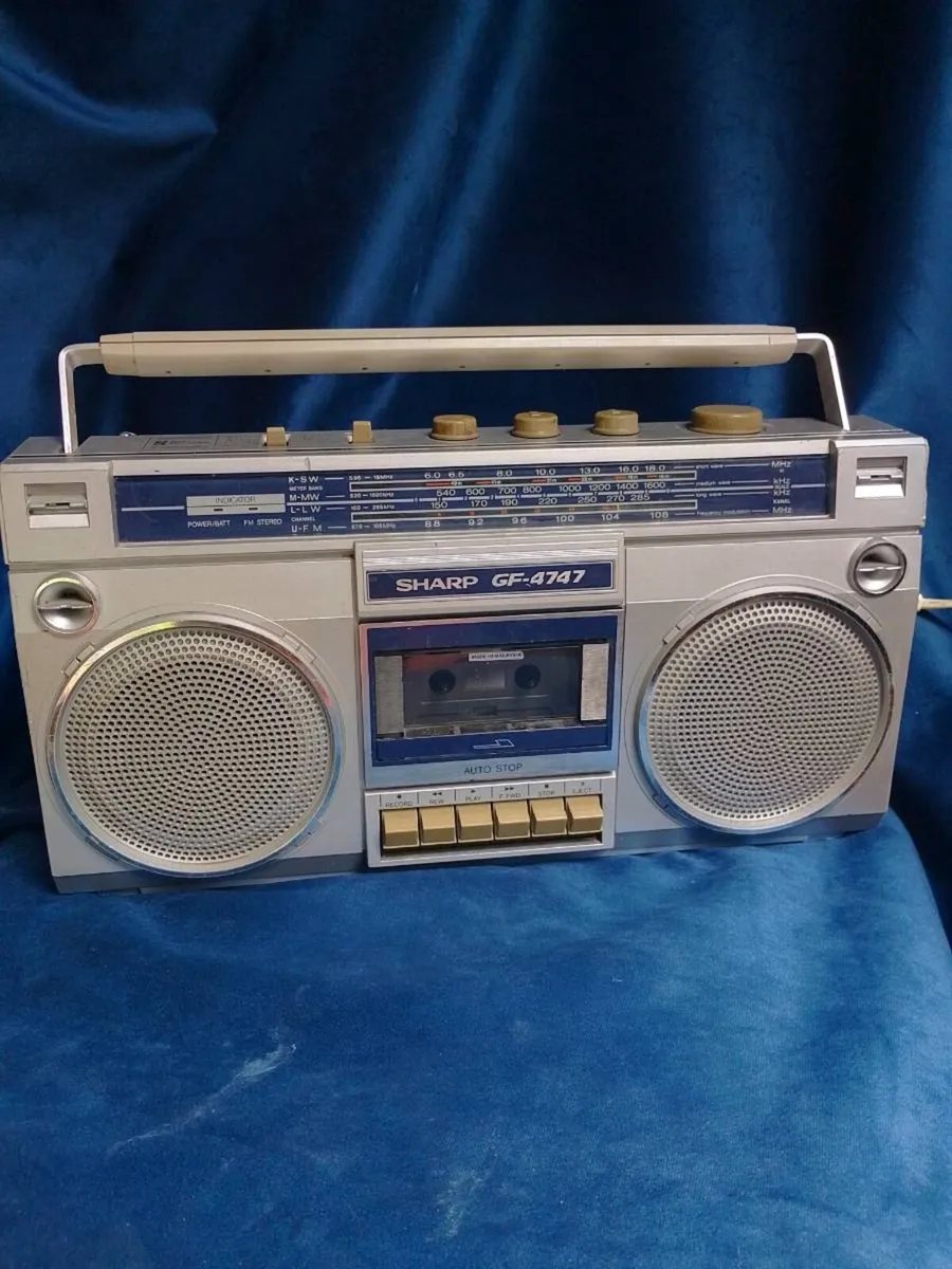 1981 Sharp GF-4747E boom box - Image 1