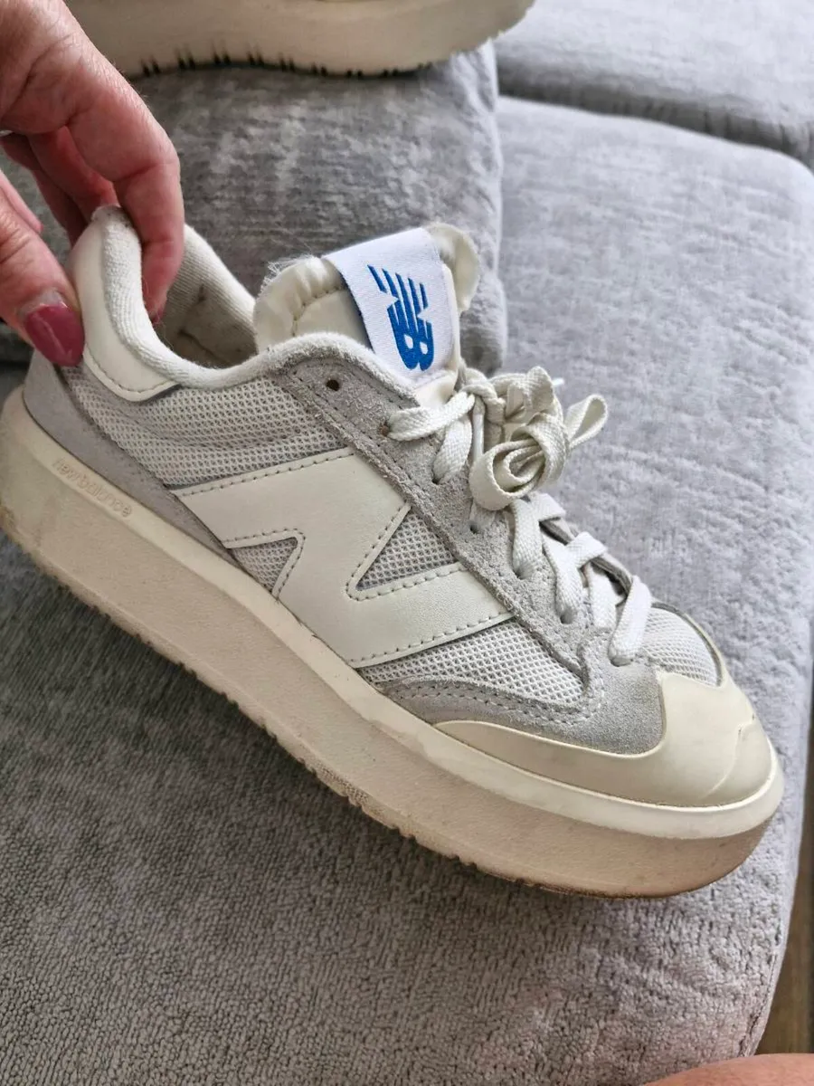 New Balance - Image 4