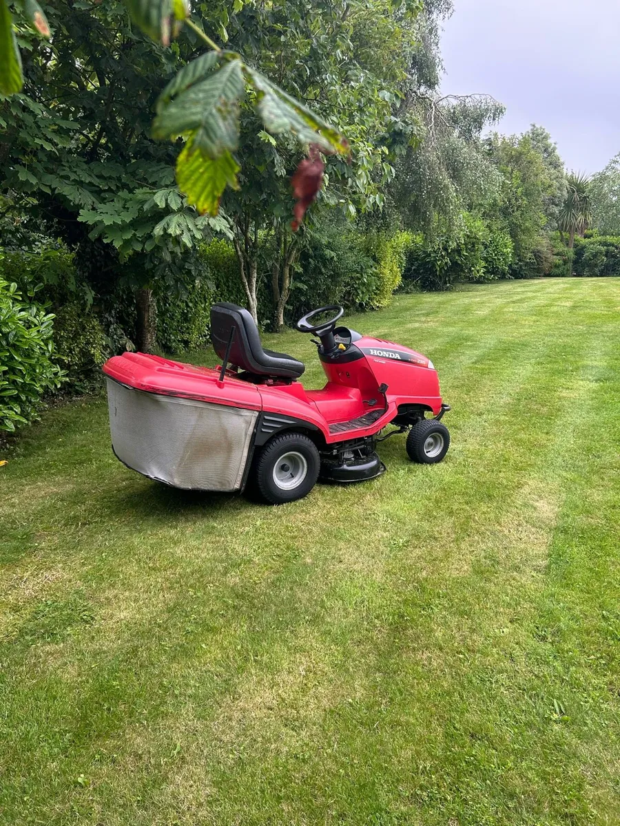 Honda lawnmower - Image 4