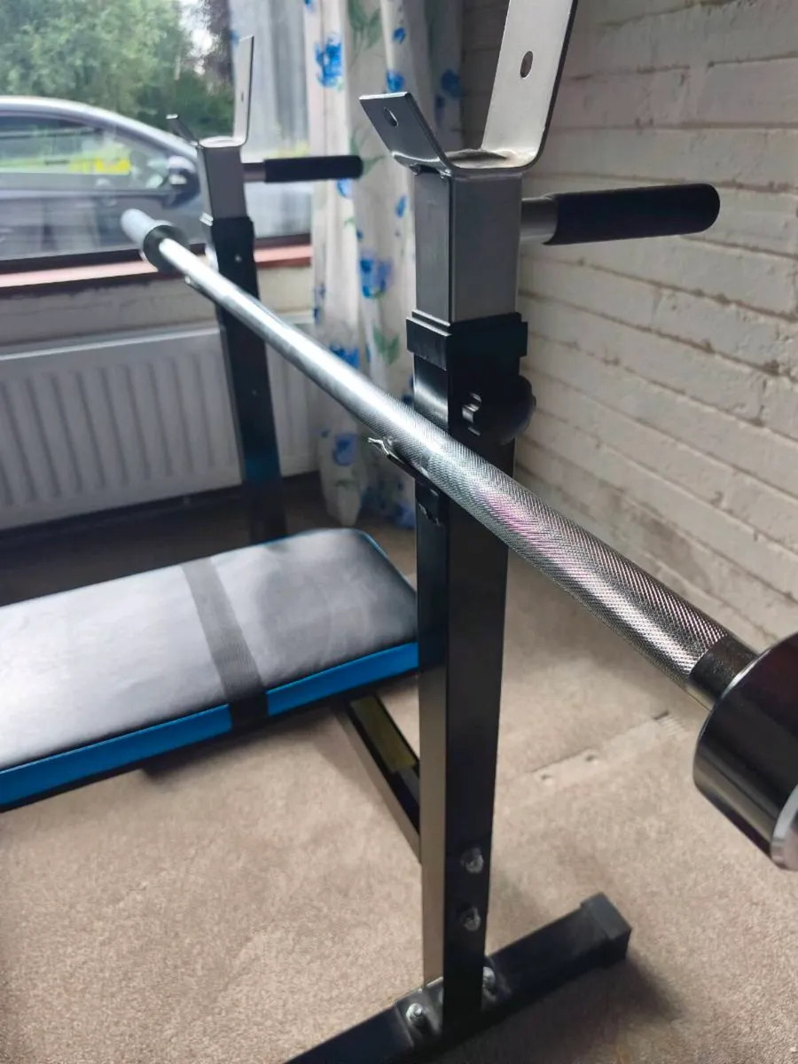 Benchpress + bar + plates. - Image 4