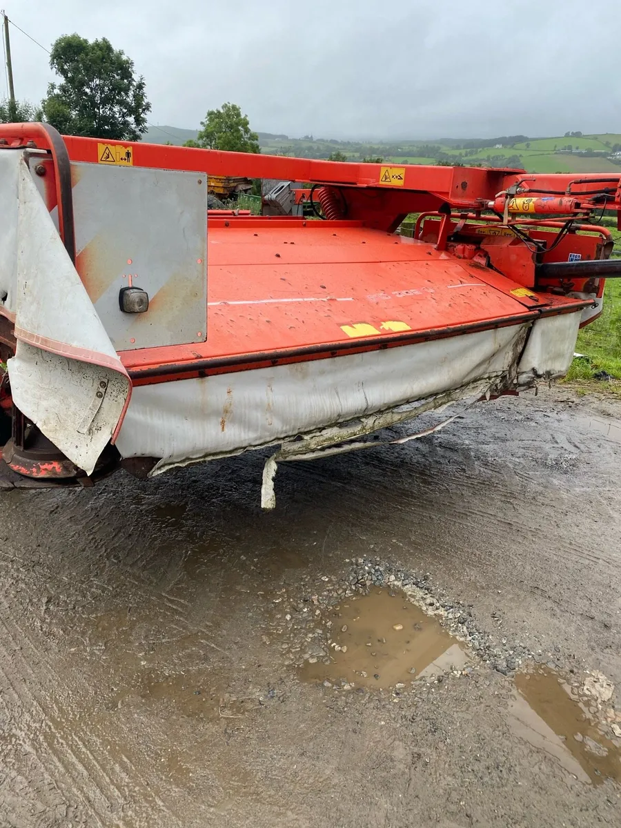 10ft Kuhn 302 mower - Image 1