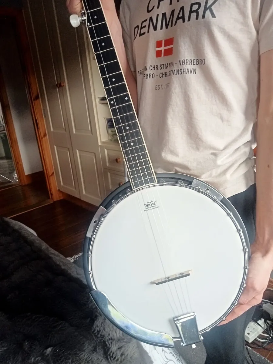Banjo - Image 3