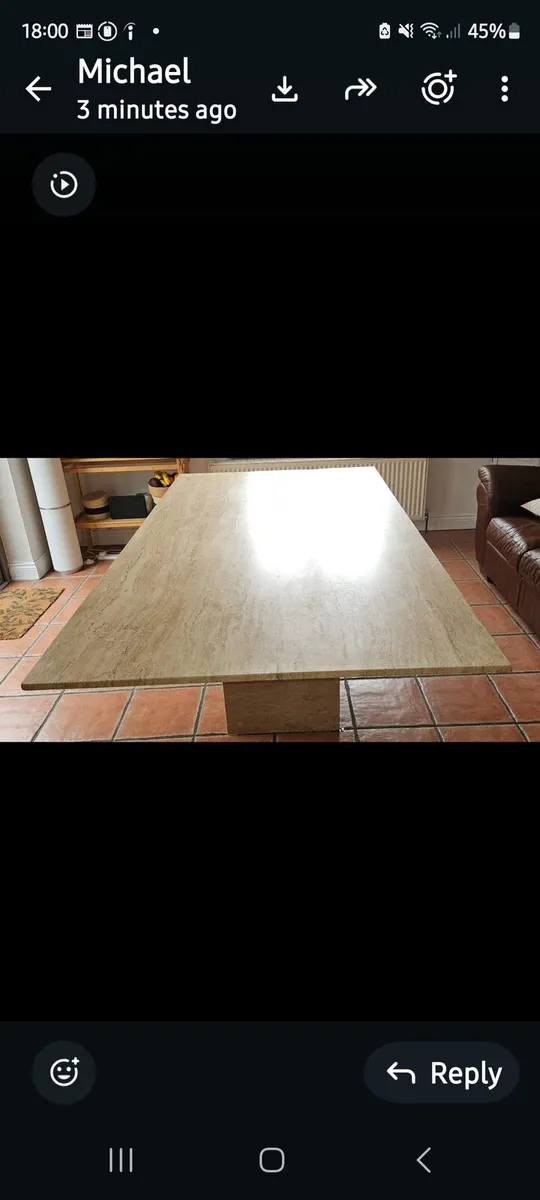 Dining table - Image 1