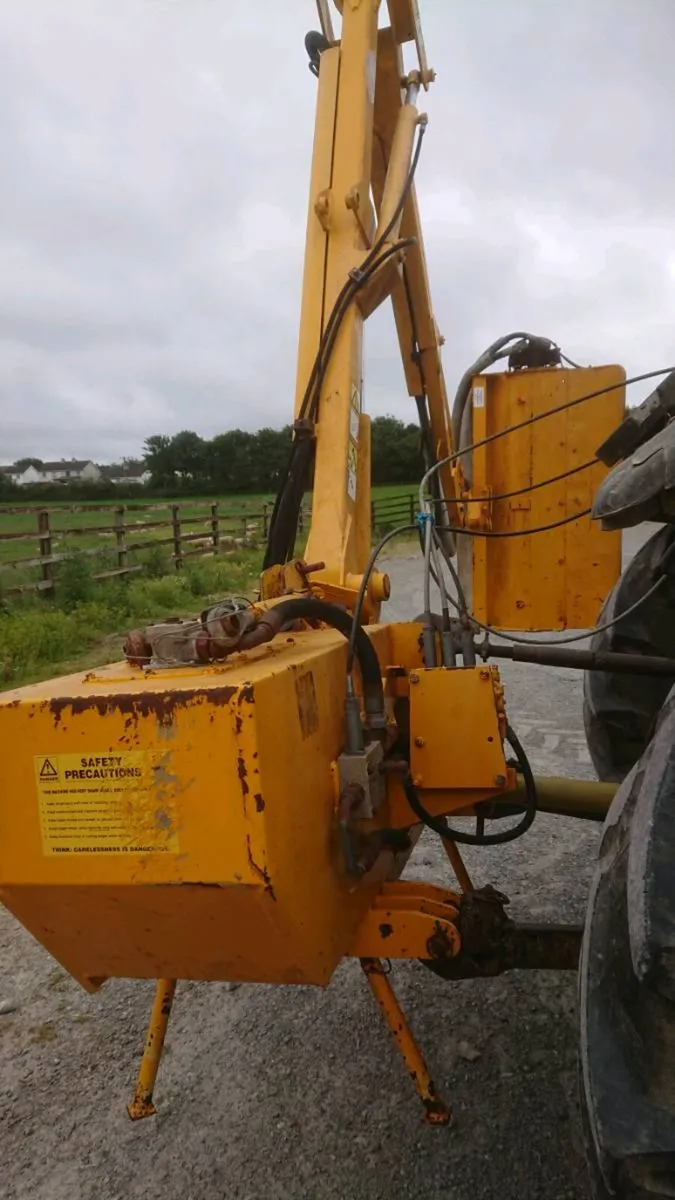 Bomford Hedge Trimmer - Image 2
