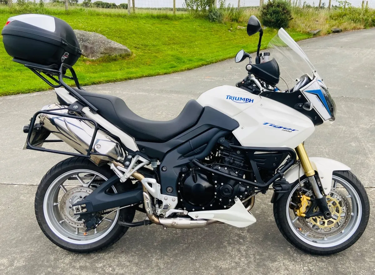 Triumph tiger 1050 - Image 1