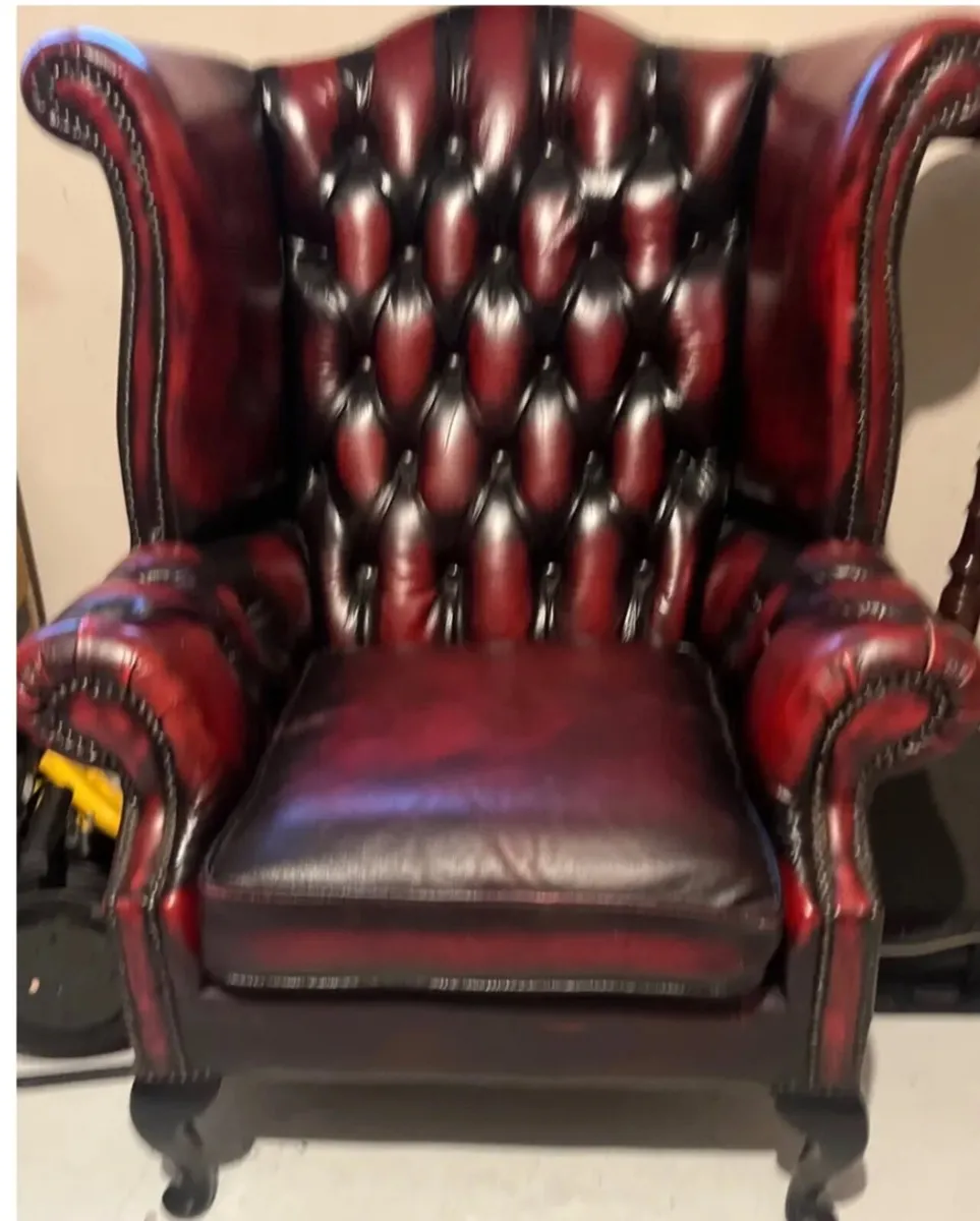 Chesterfield sofa & chair - Image 2