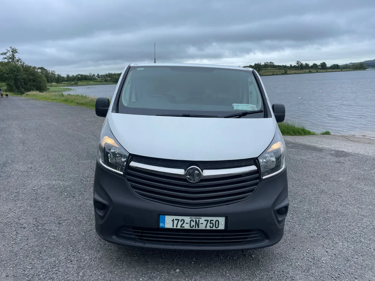 Vauxhall Vivaro 2017 1.6 diesel Cvrt 10/26 taxed - Image 3