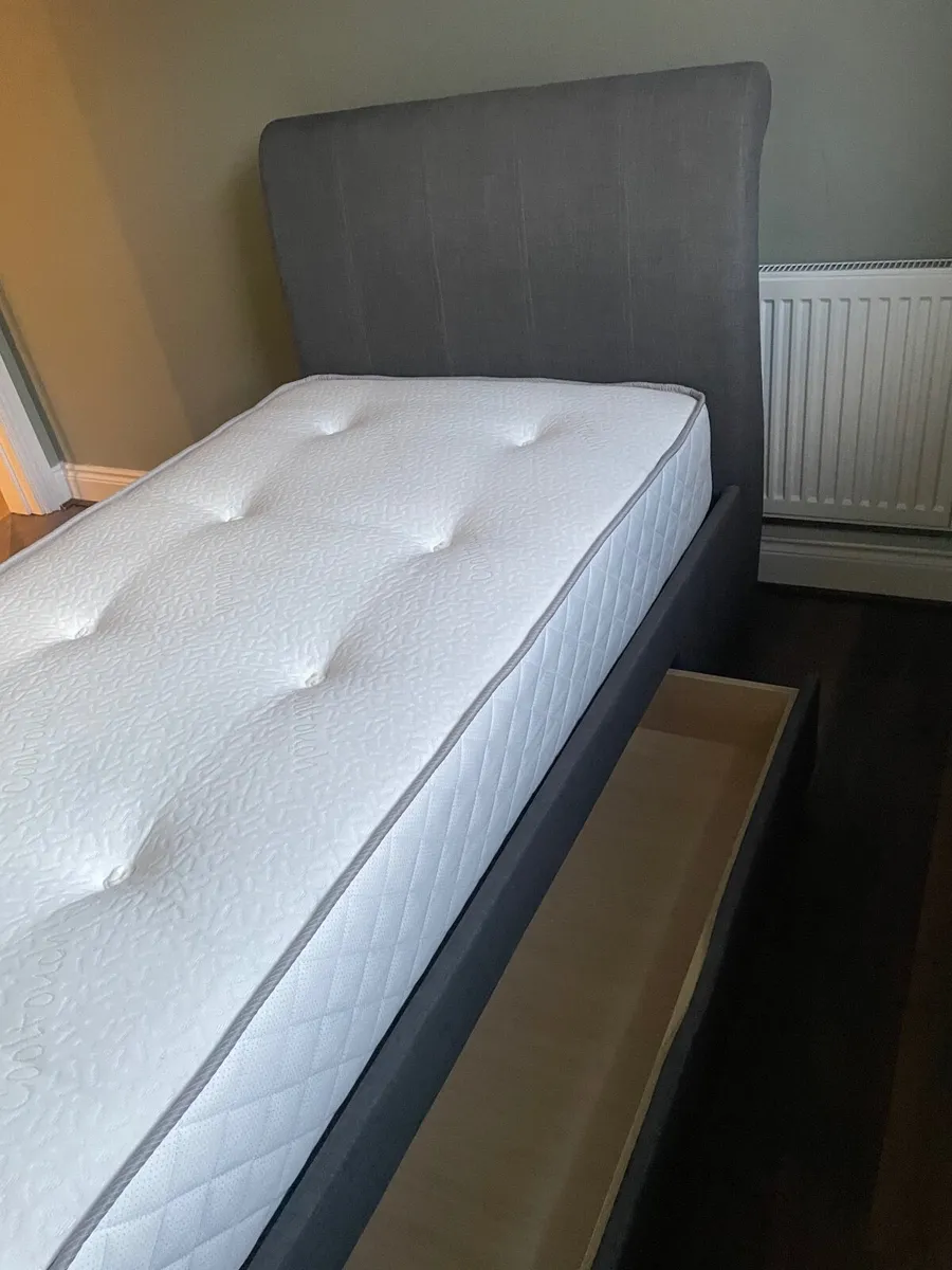 Bed frame - Image 4